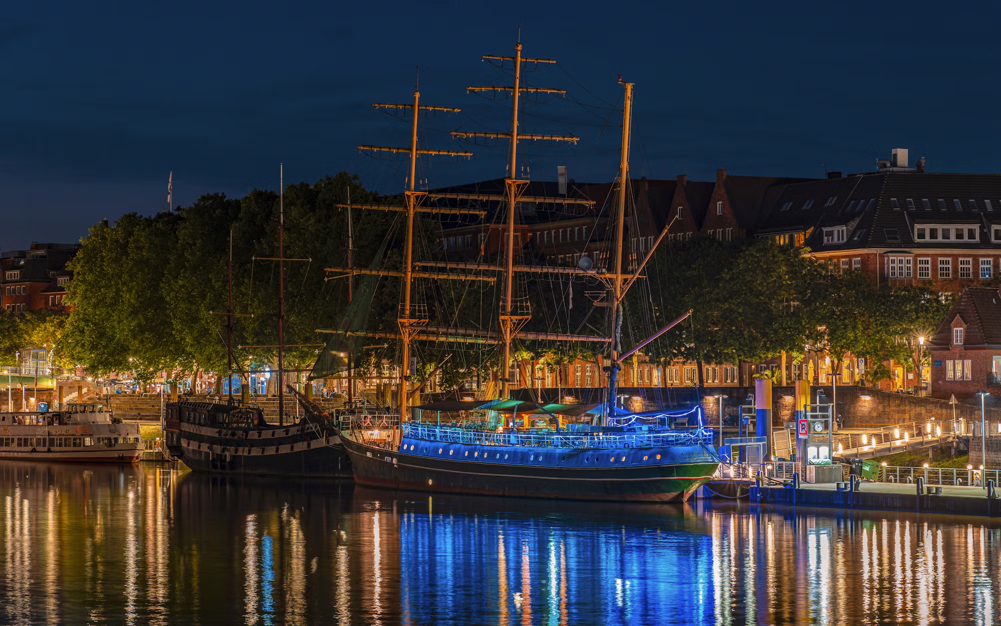 Exploring Café Culture: The Heartbeat of Community and Connection